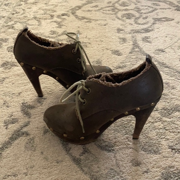 ALDO Women’s Ankle Platform Heels - Picture 3 of 7